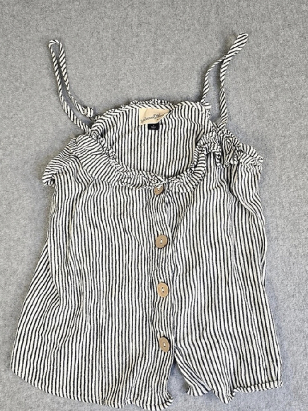 Universal Thread Striped Cold Shoulder Ruffle Blouse Small